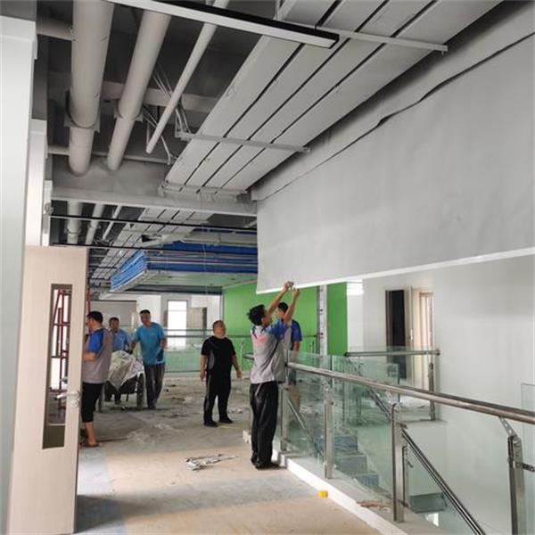 挡烟垂壁的有效高度如何确定